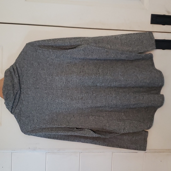 Sweater - Picture 3 of 3